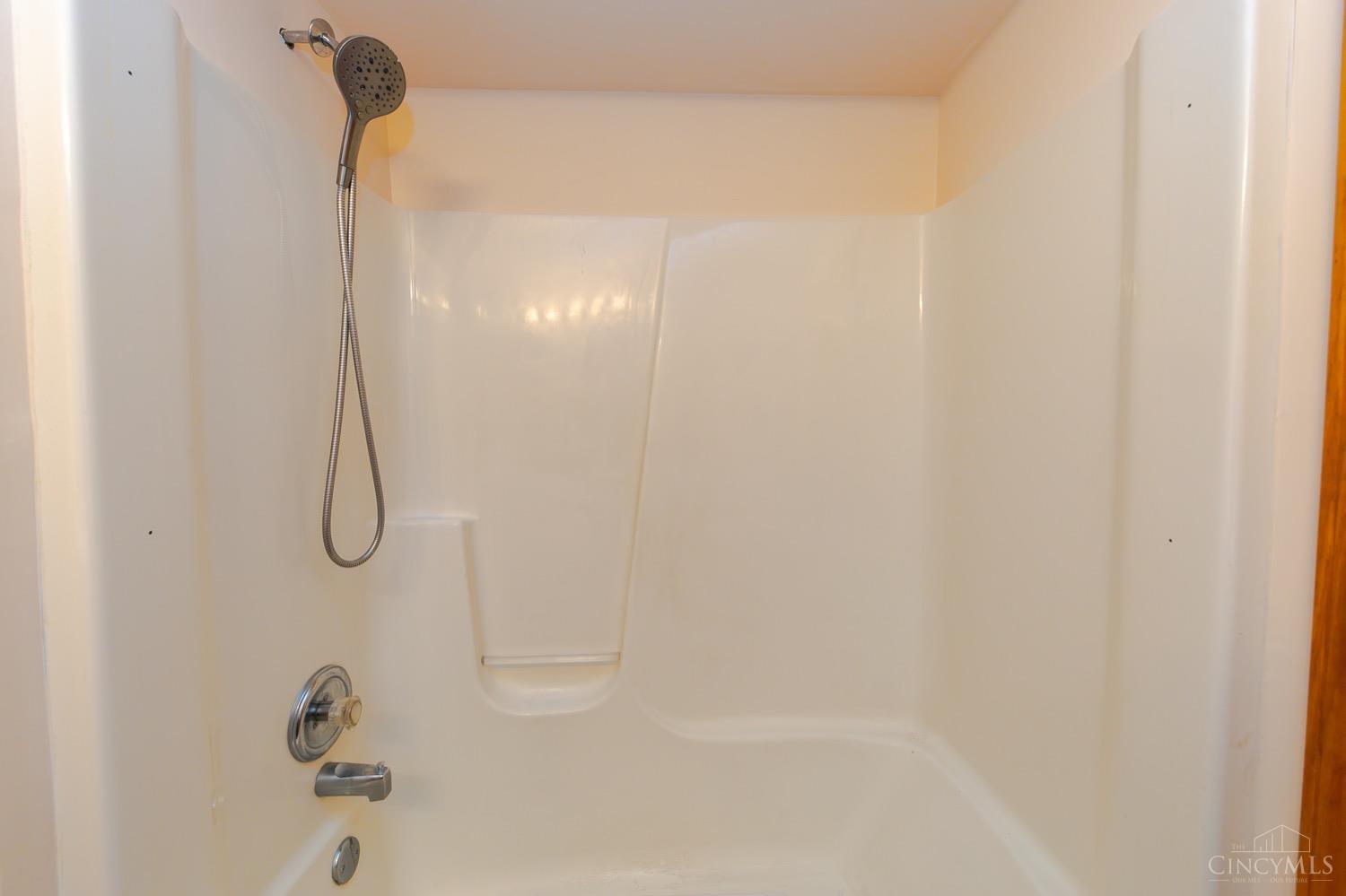 50 Thornhill Drive, Hamilton, Ohio image 38