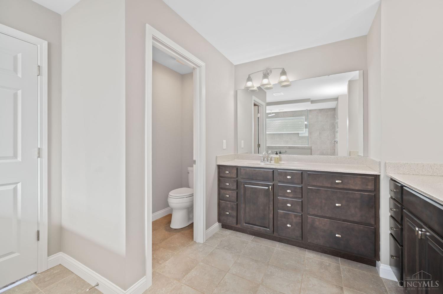 3785 Acadia Lane, Mason, Ohio image 31