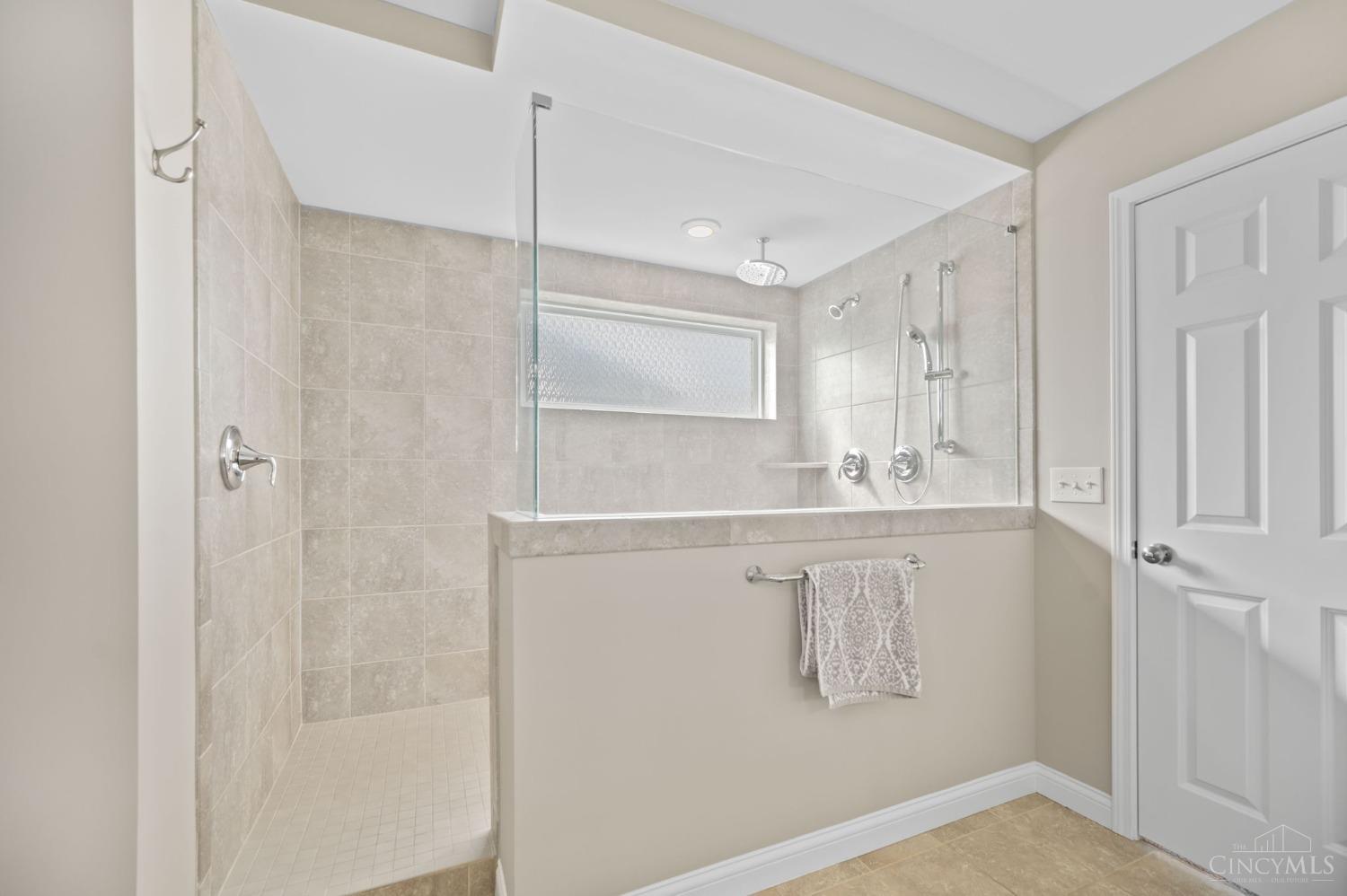 3785 Acadia Lane, Mason, Ohio image 30