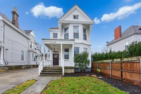 Photo of 1723 Kinney Avenue, Cincinnati, OH 45207 (MLS # 1869249)