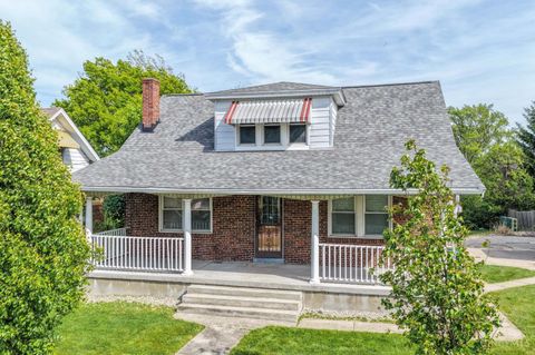 Photo of 2693 Montana Avenue, Cincinnati, OH 45211 (MLS # 1870064)