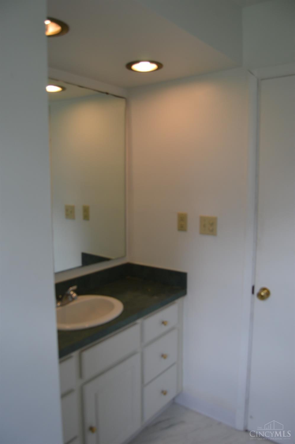 4517 Hannah Drive, Middletown, Ohio image 18