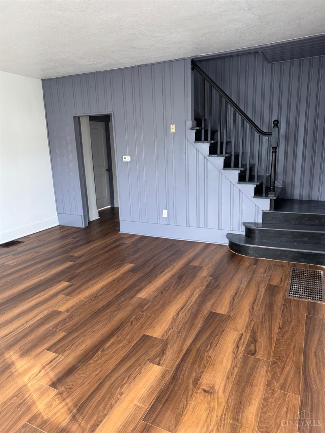 2220 Fernwood Street, Middletown, Ohio image 2