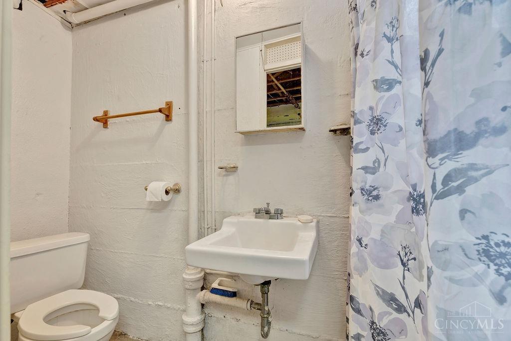 5632 Samver Road, Green Township, Ohio image 33