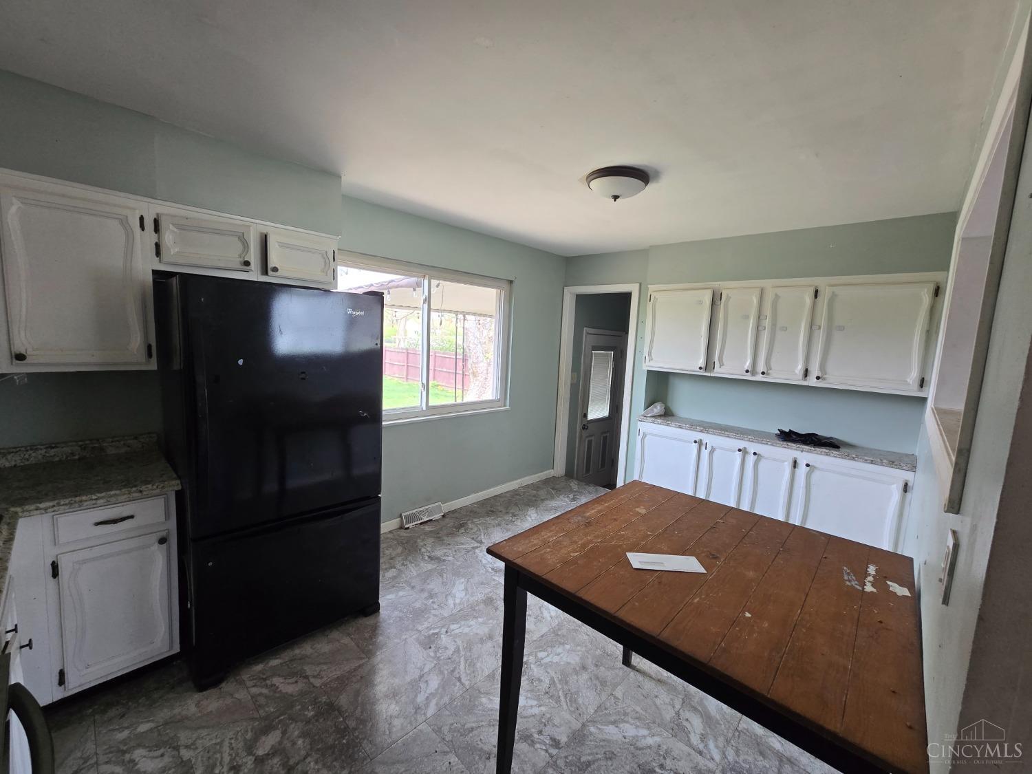 396 Blackburn Avenue, Fairfield, Ohio image 4
