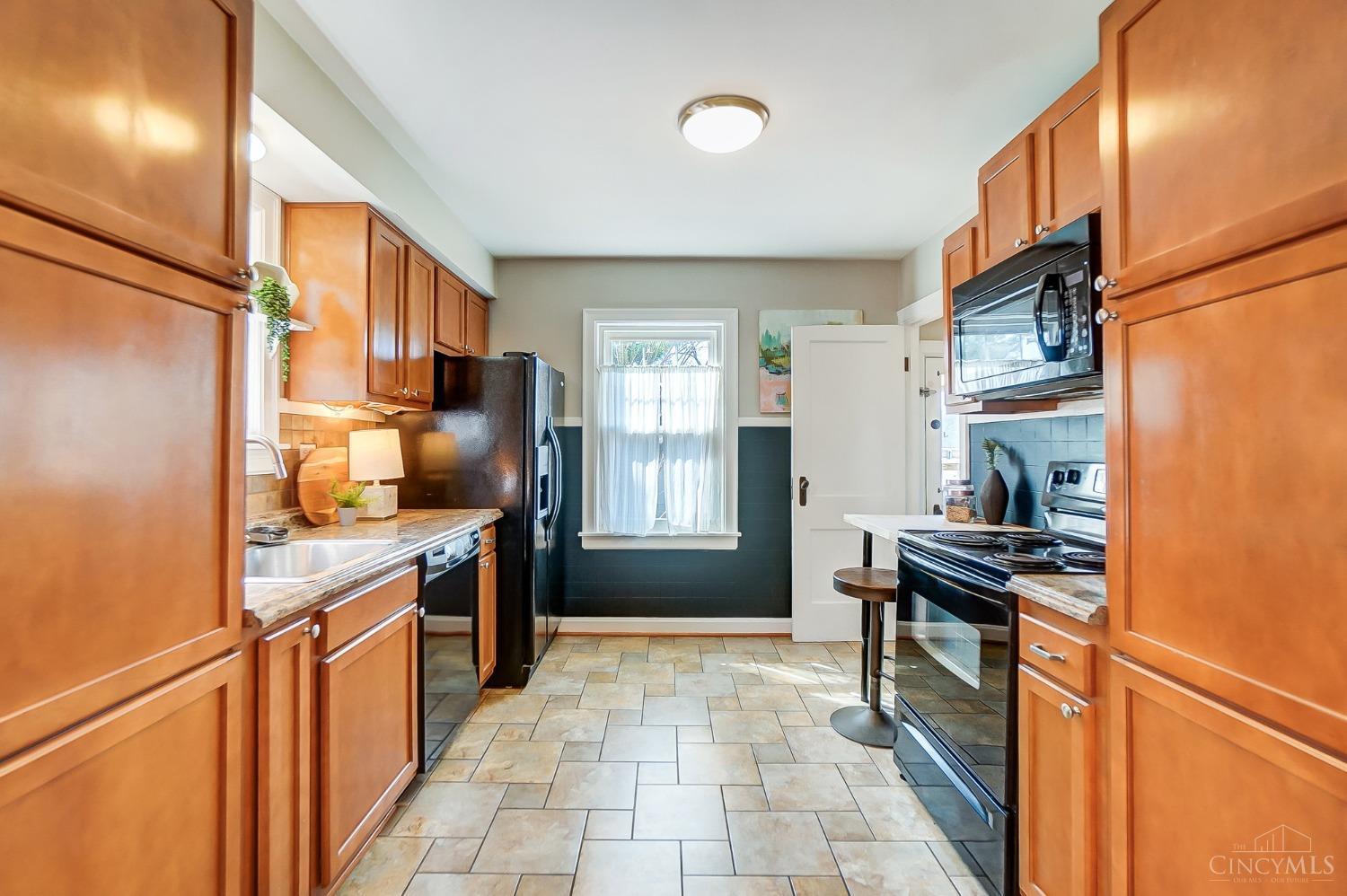 6931 Britton Avenue, Cincinnati, Ohio image 10