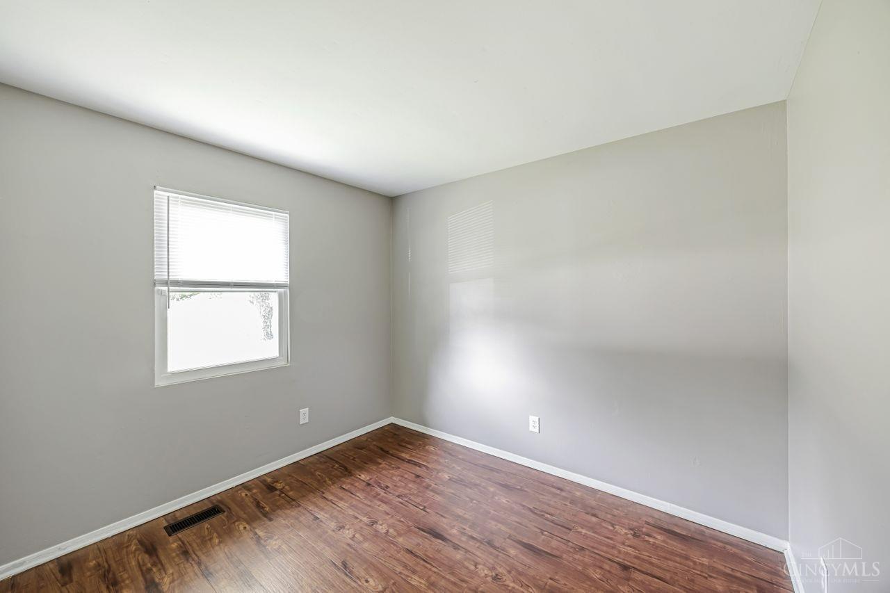 2815 Wildwood Road, Middletown, Ohio image 15