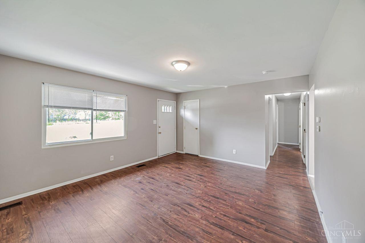 2815 Wildwood Road, Middletown, Ohio image 10