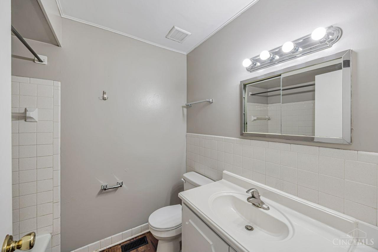 2815 Wildwood Road, Middletown, Ohio image 27