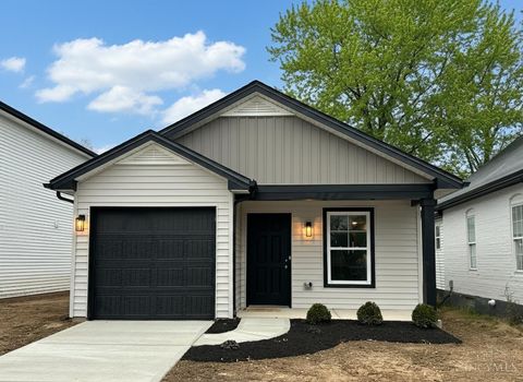 Photo of 1511 Meadow Avenue, Middletown, OH 45044 (MLS # 1866973)