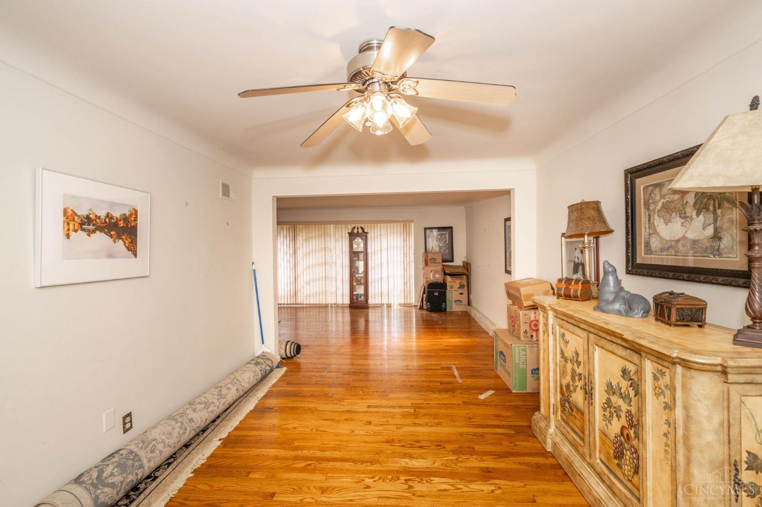 6770 Elbrook Avenue, Amberley, Ohio image 13