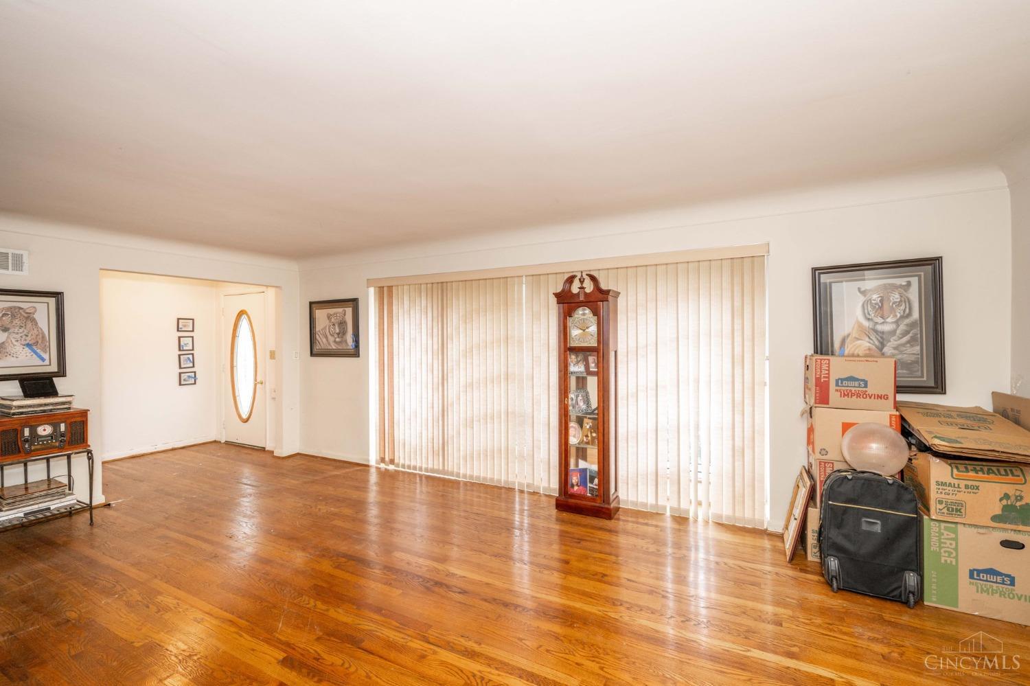 6770 Elbrook Avenue, Amberley, Ohio image 11