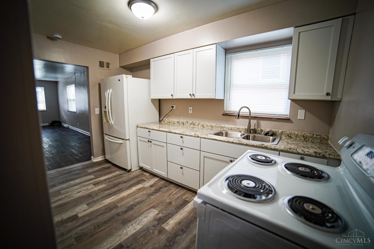 Cincinnati, Ohio 45205, United States, 2 Bedrooms Bedrooms, ,1 BathroomBathrooms,Residential,Active,152684