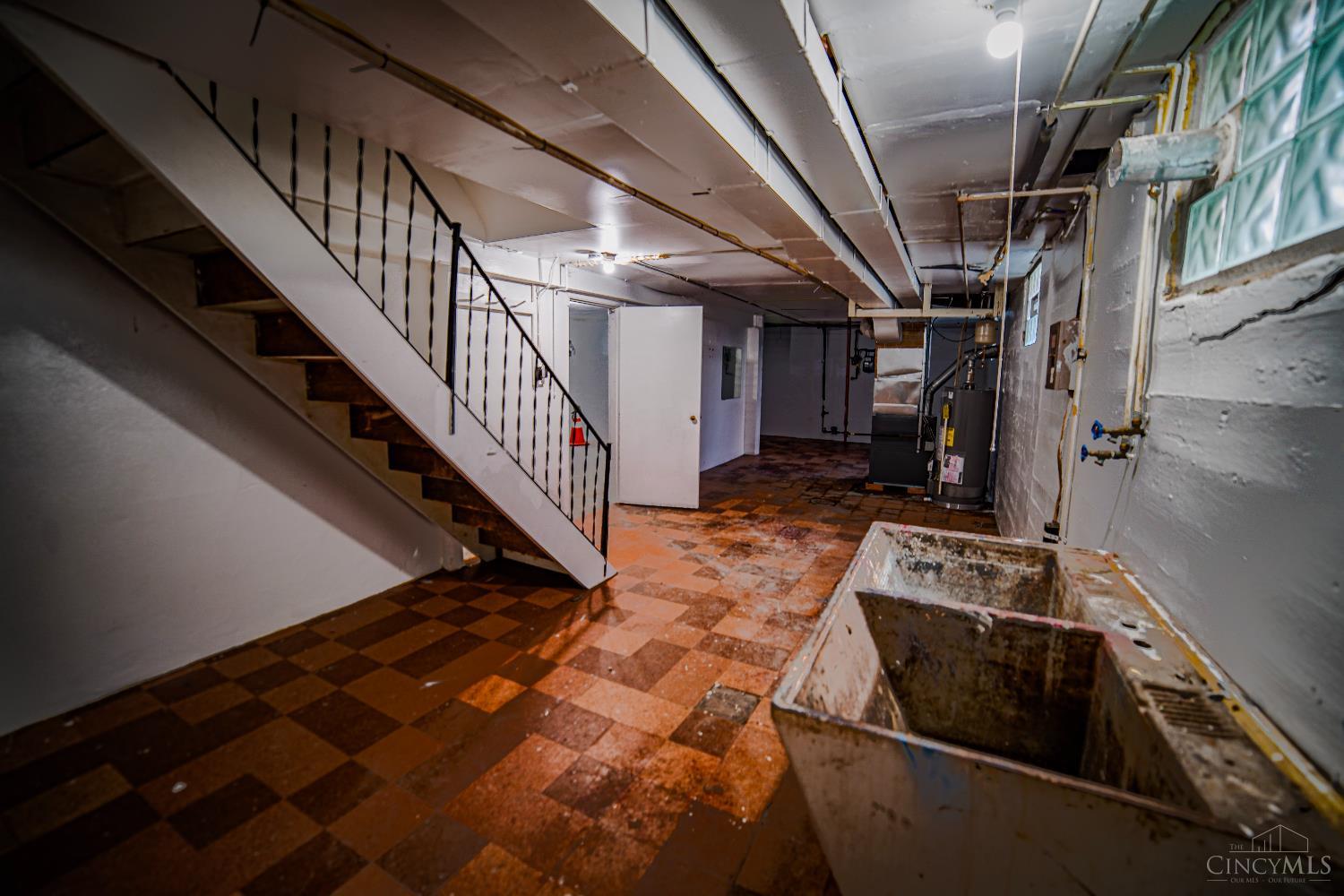 Cincinnati, Ohio 45205, United States, 2 Bedrooms Bedrooms, ,1 BathroomBathrooms,Residential,Active,152684