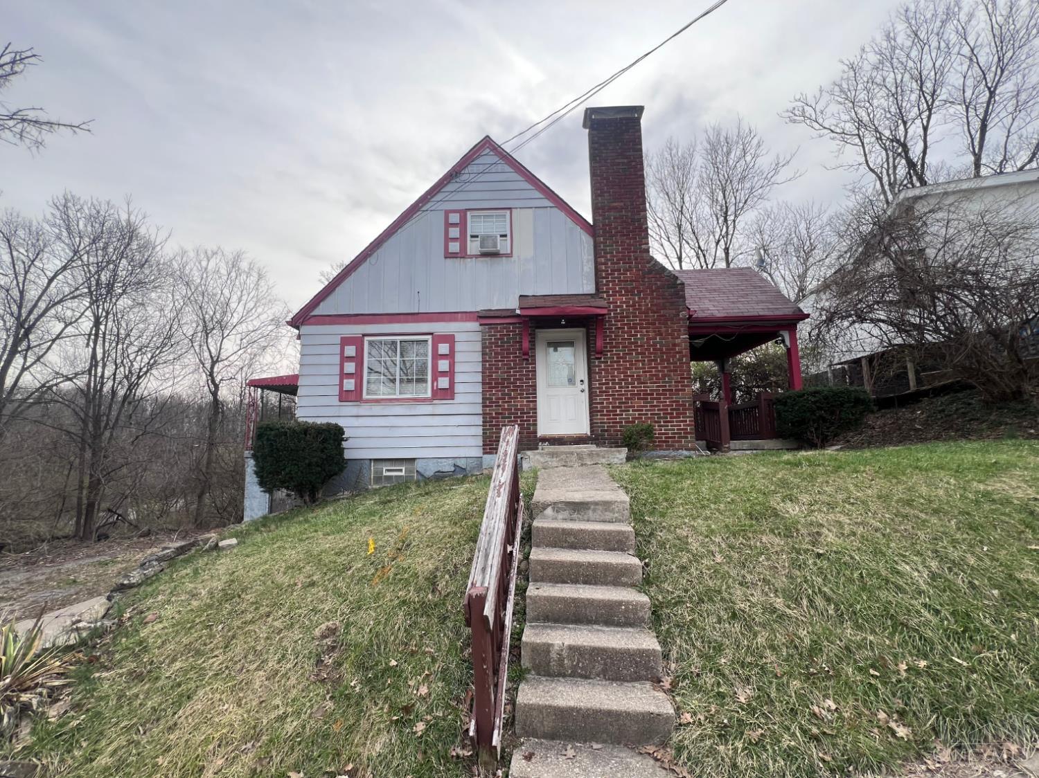 3162 Sunshine Avenue, Cincinnati, Ohio image 1