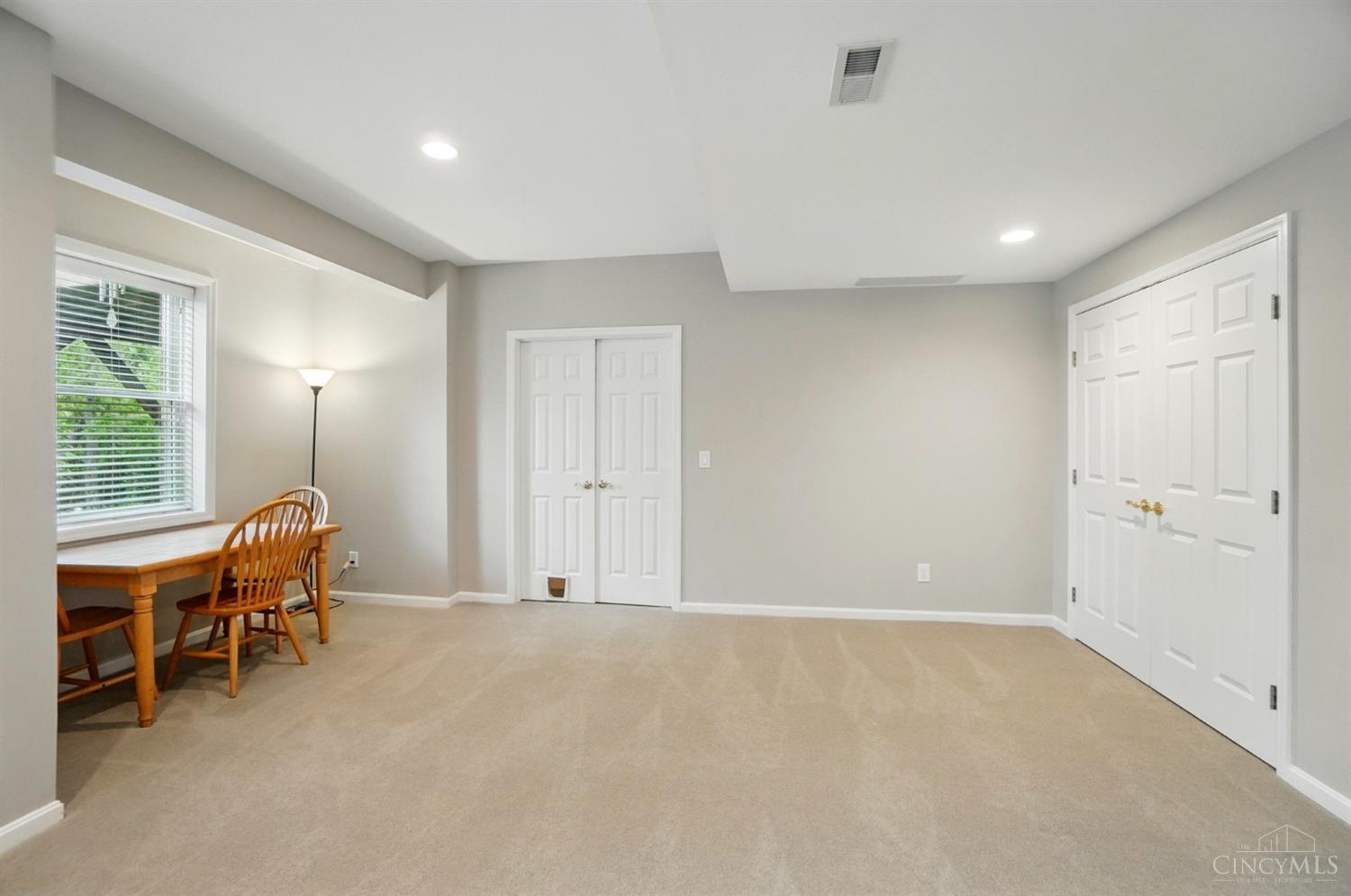 11185 Woodlands Way, Blue Ash, Ohio image 50