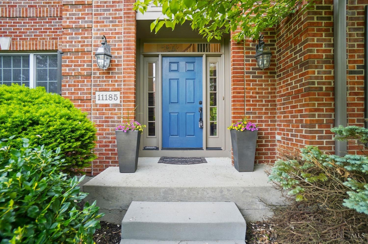 11185 Woodlands Way, Blue Ash, Ohio image 3