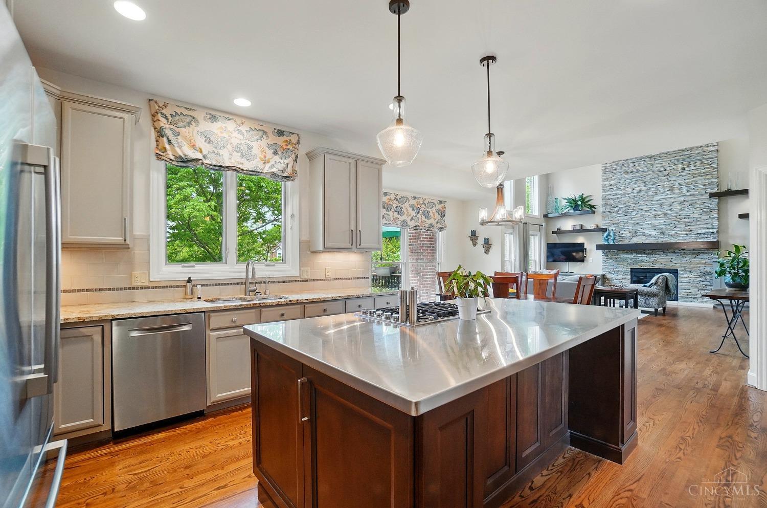 11185 Woodlands Way, Blue Ash, Ohio image 15