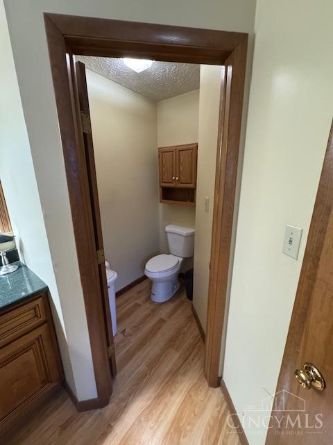 618 Quail Run Road, Middletown, Ohio image 25