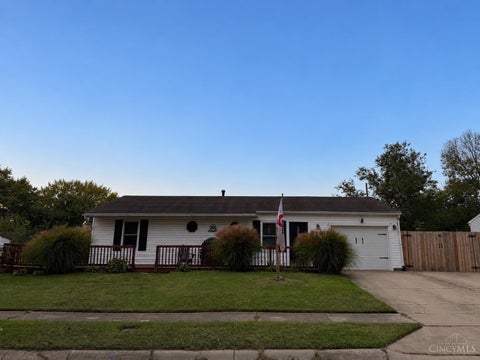 Homes For Sale - 597 Kristine Ln<br/> Franklin, OH 45005