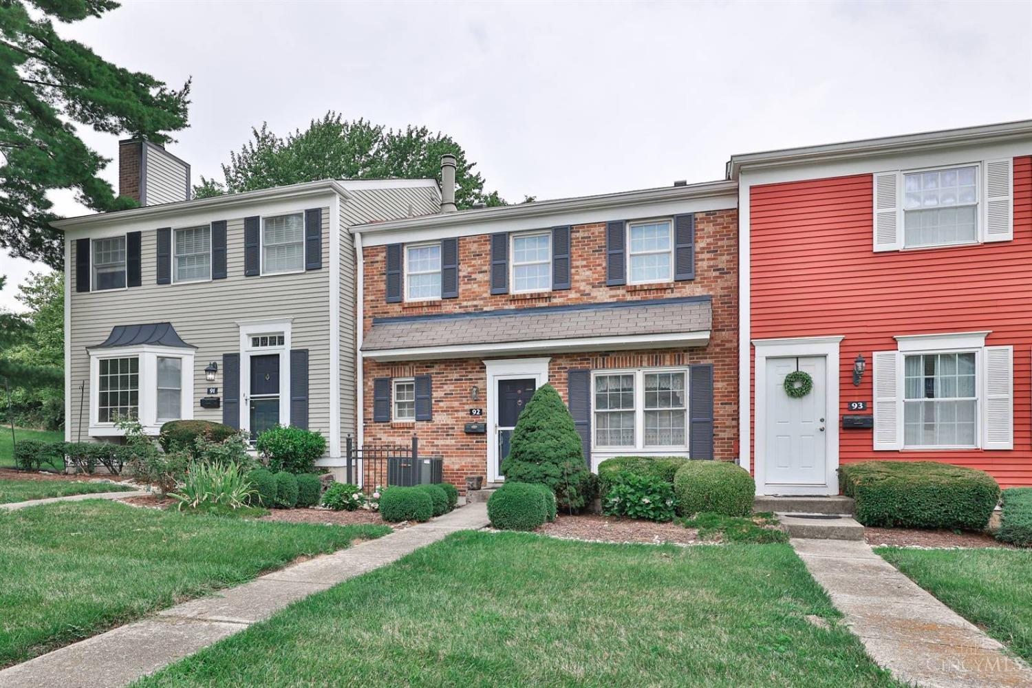 92 Applewood Drive, Fairfield, Ohio image 2