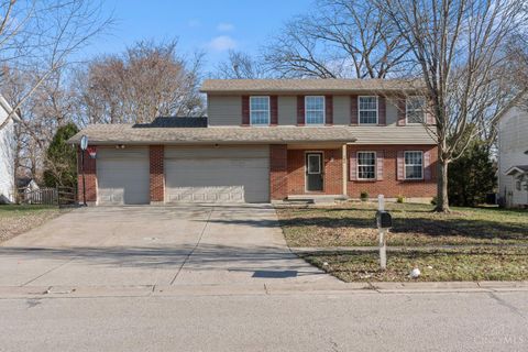 Photo of 140 Hollytree Drive, Monroe, OH 45044 (MLS # 1863821)
