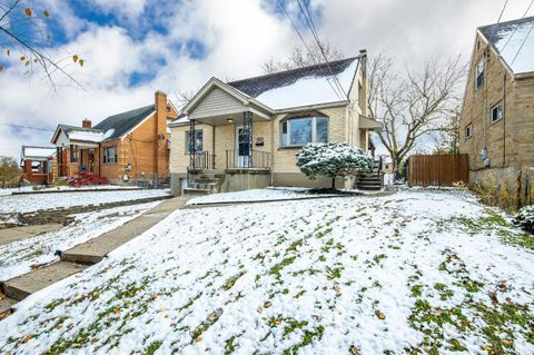 Photo of 1758 Tuxworth Avenue, Cincinnati, OH 45238 (MLS # 1862200)