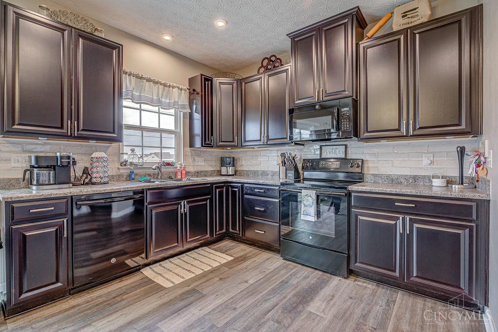 9616 Averi Court, Harrison, Ohio image 12