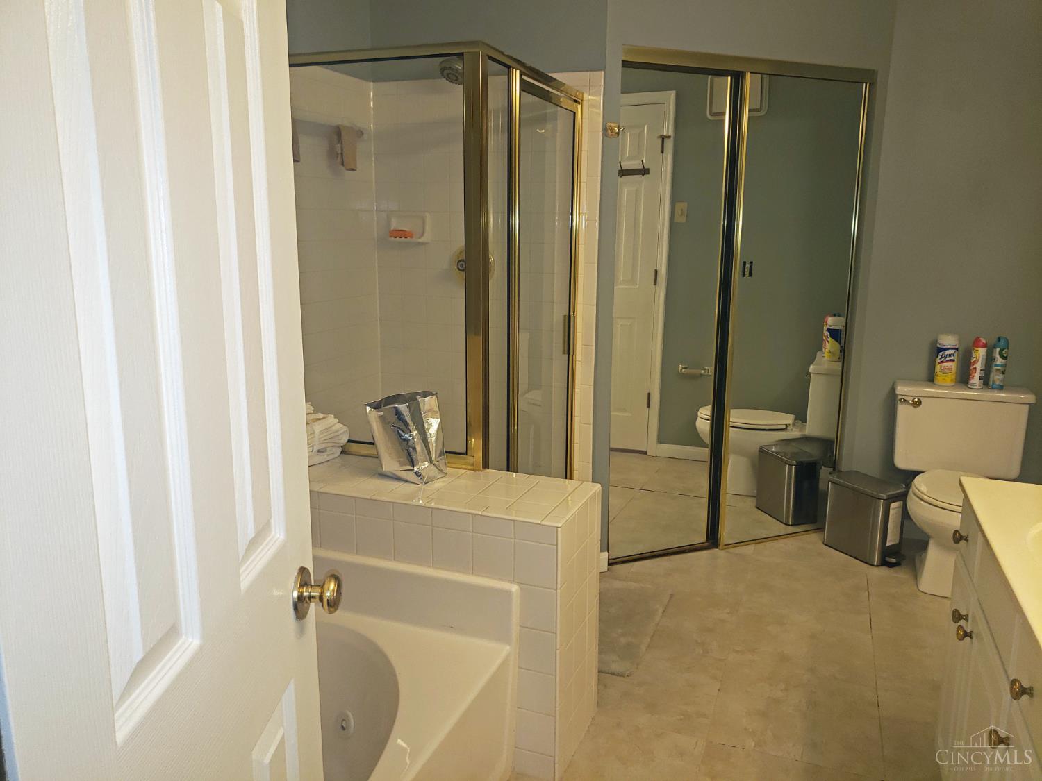 5567 Regimental Place, Cincinnati, Ohio image 14