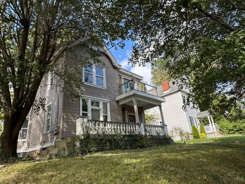 Photo of 435 Purcell Avenue, Cincinnati, OH 45205 (MLS # 1861450)