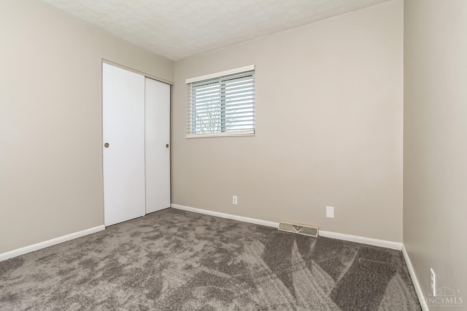 846 Wesleyan Drive, Fairfield, Ohio image 8