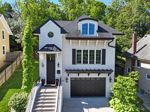 Photo of 3527 Kroger Avenue, Cincinnati, OH 45226 (MLS # 1879153)
