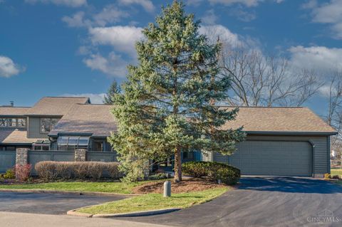 Photo of 12 Muirfield Lane, Blue Ash, OH 45241 (MLS # 1870193)