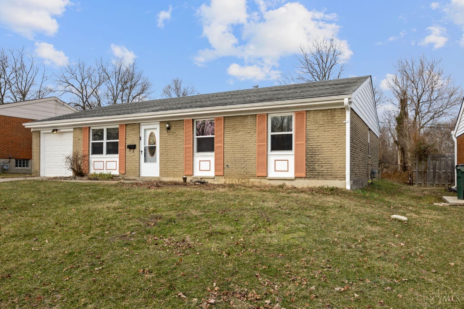 2451 Chesterhill Drive, Colerain Twp, Ohio image 3