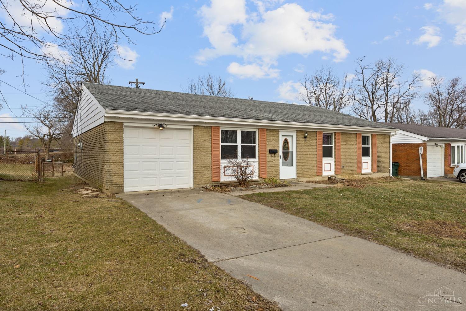 2451 Chesterhill Drive, Colerain Twp, Ohio image 2