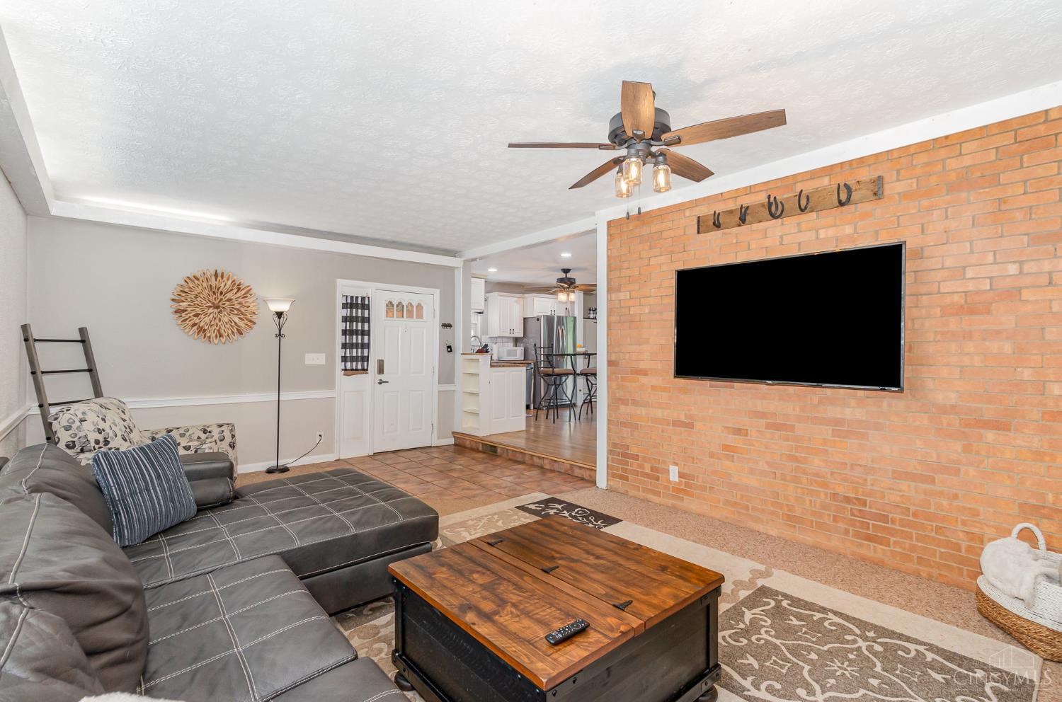 5891 Snyder Road, Green Township, Ohio image 6