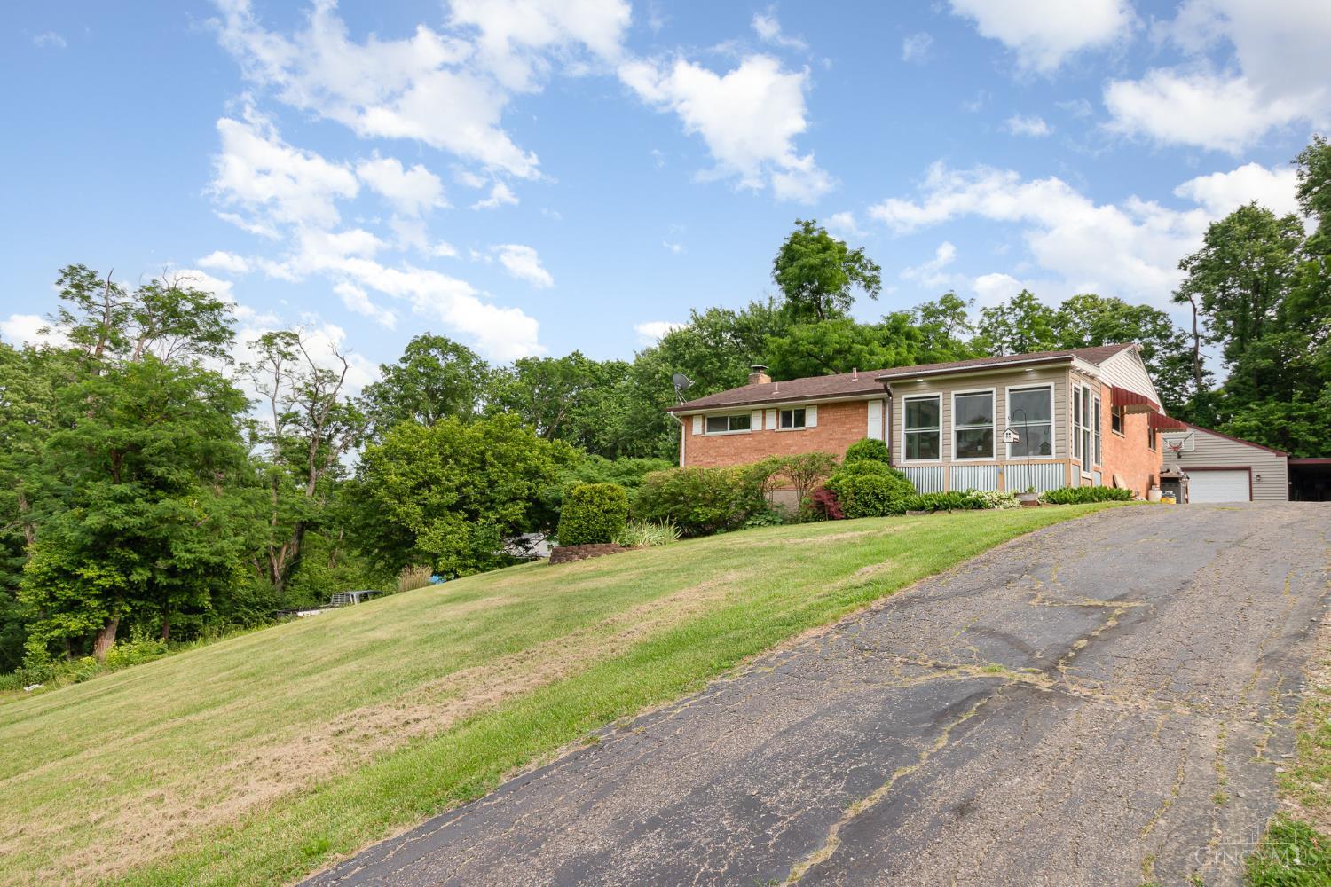 5891 Snyder Road, Green Township, Ohio image 38
