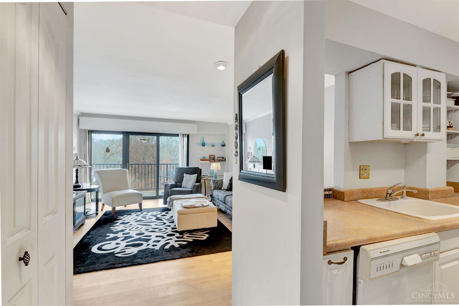 1815 William Howard Taft Road 501