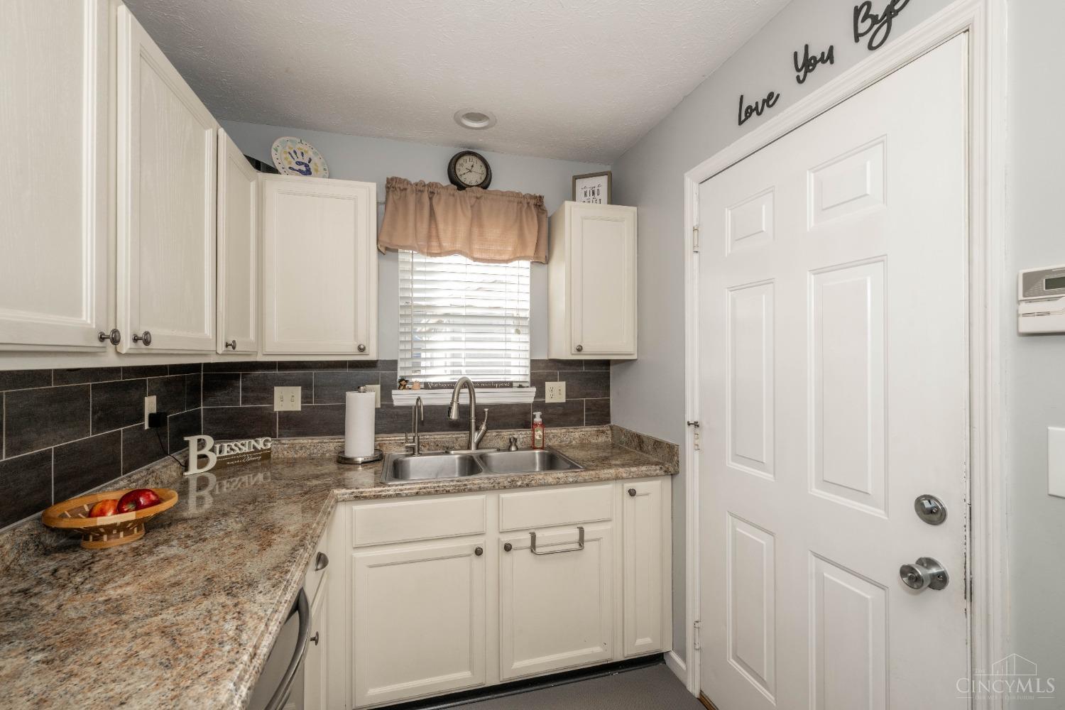 729 E Arielle Court, Monroe, Ohio image 18