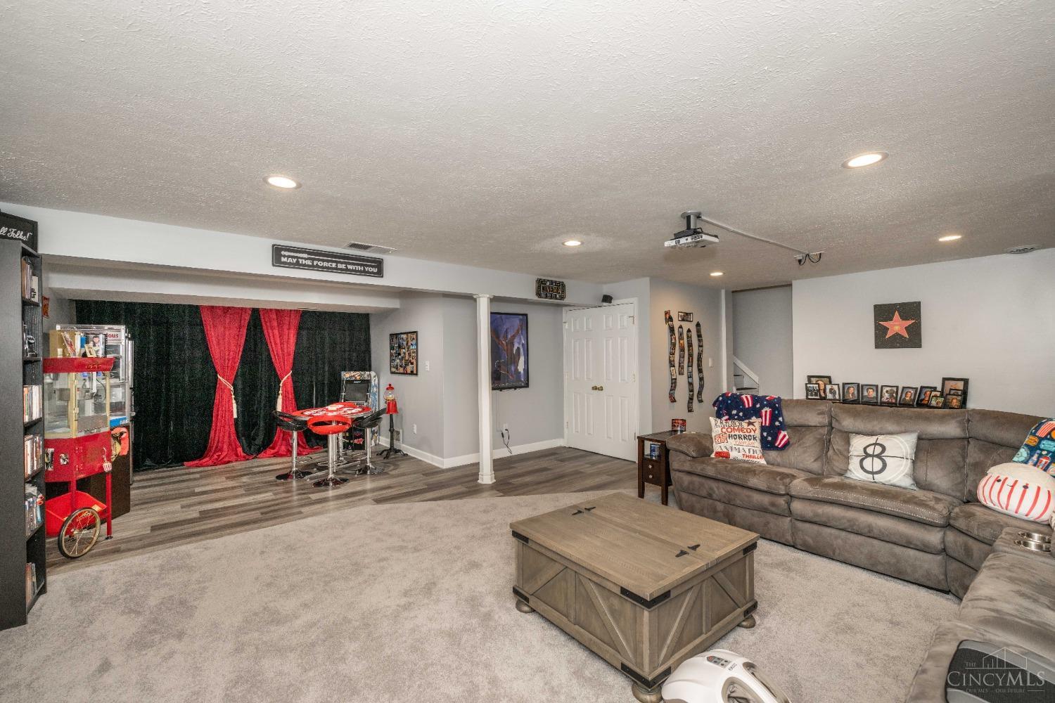 729 E Arielle Court, Monroe, Ohio image 32