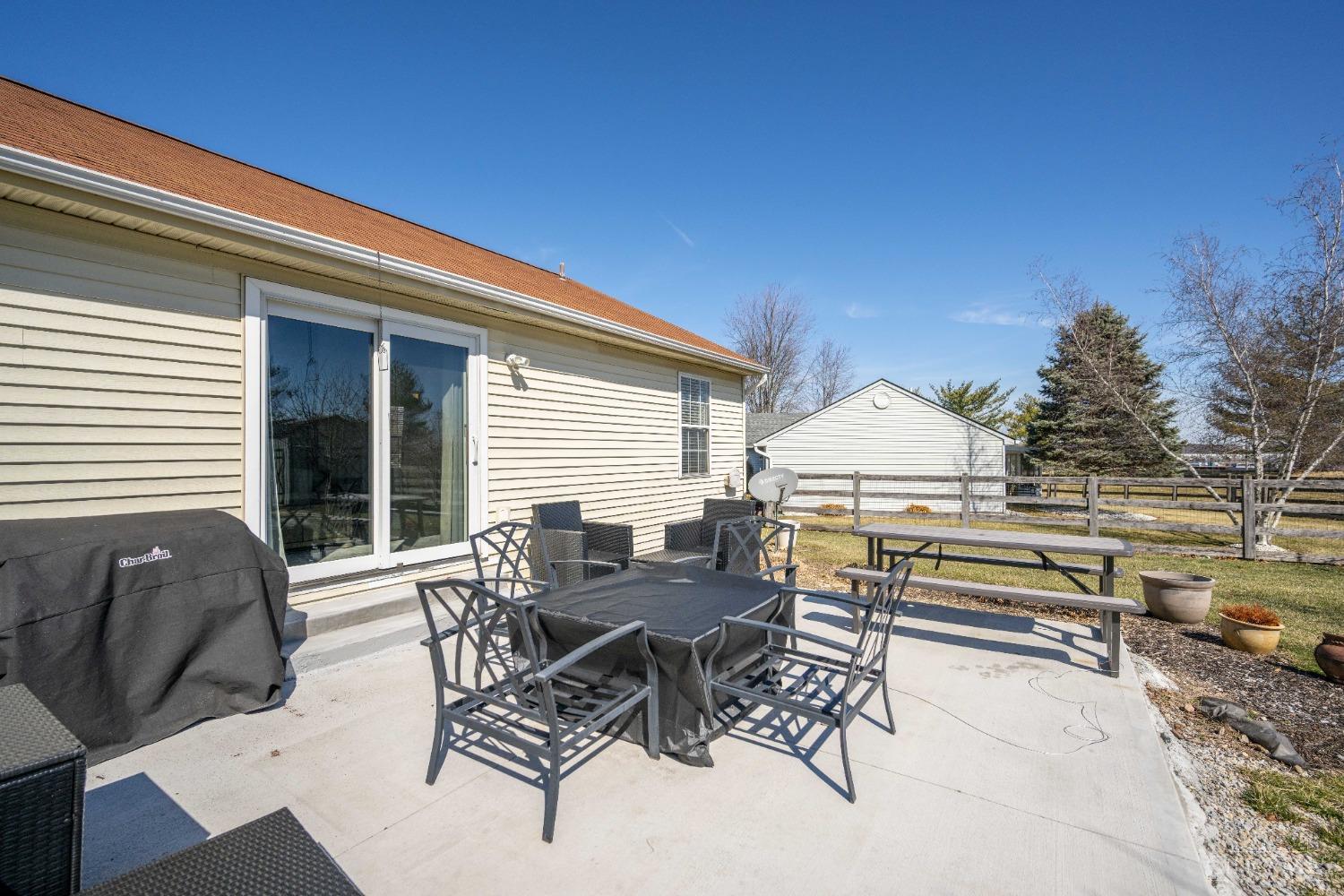 729 E Arielle Court, Monroe, Ohio image 35