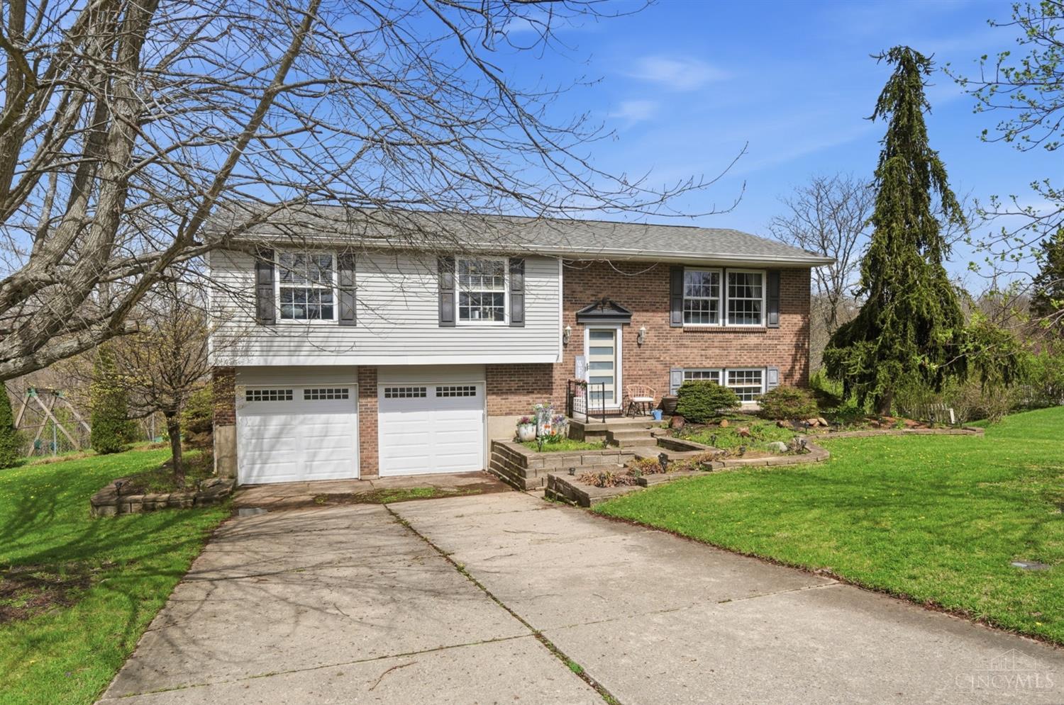 5942 Cedaridge Drive