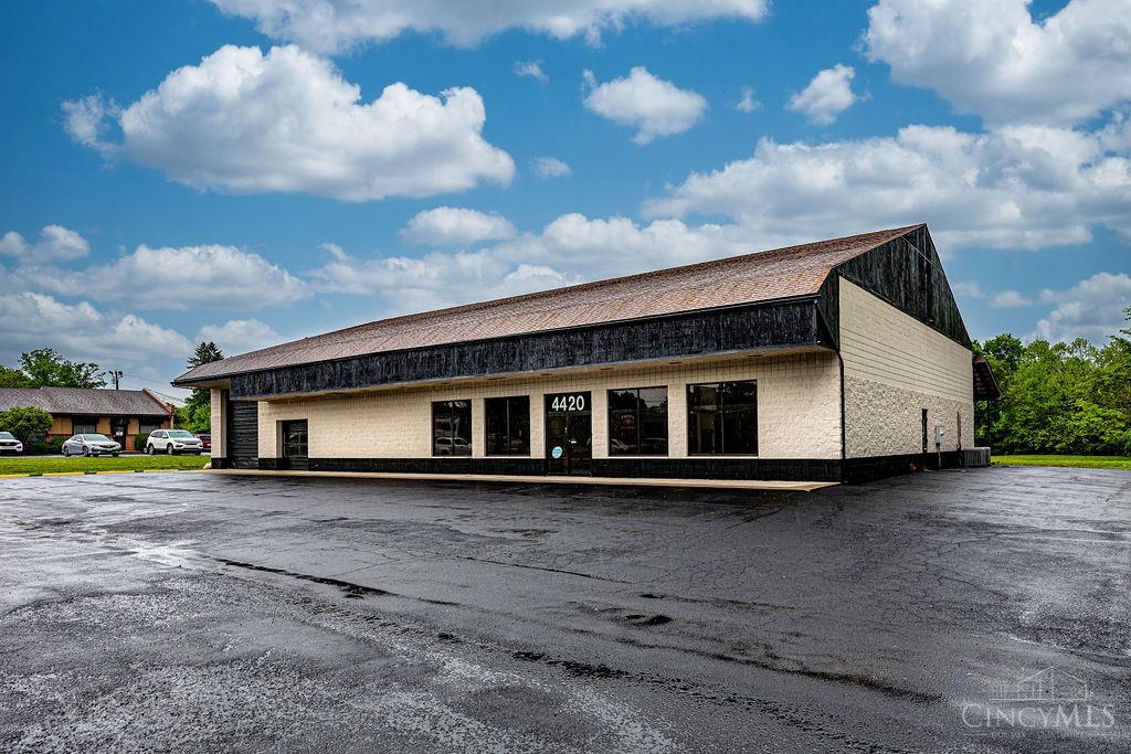 4420 Dixie Highway