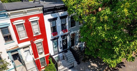 Photo of 444 Dayton Street, Cincinnati, OH 45214 (MLS # 1854900)