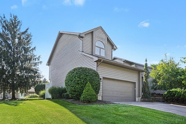 1827 LONDONDERRY DR, MIDDLETOWN, OH 45042 - Image c14702c8b1d642fb52d1dda8c55d85bf/2644031605