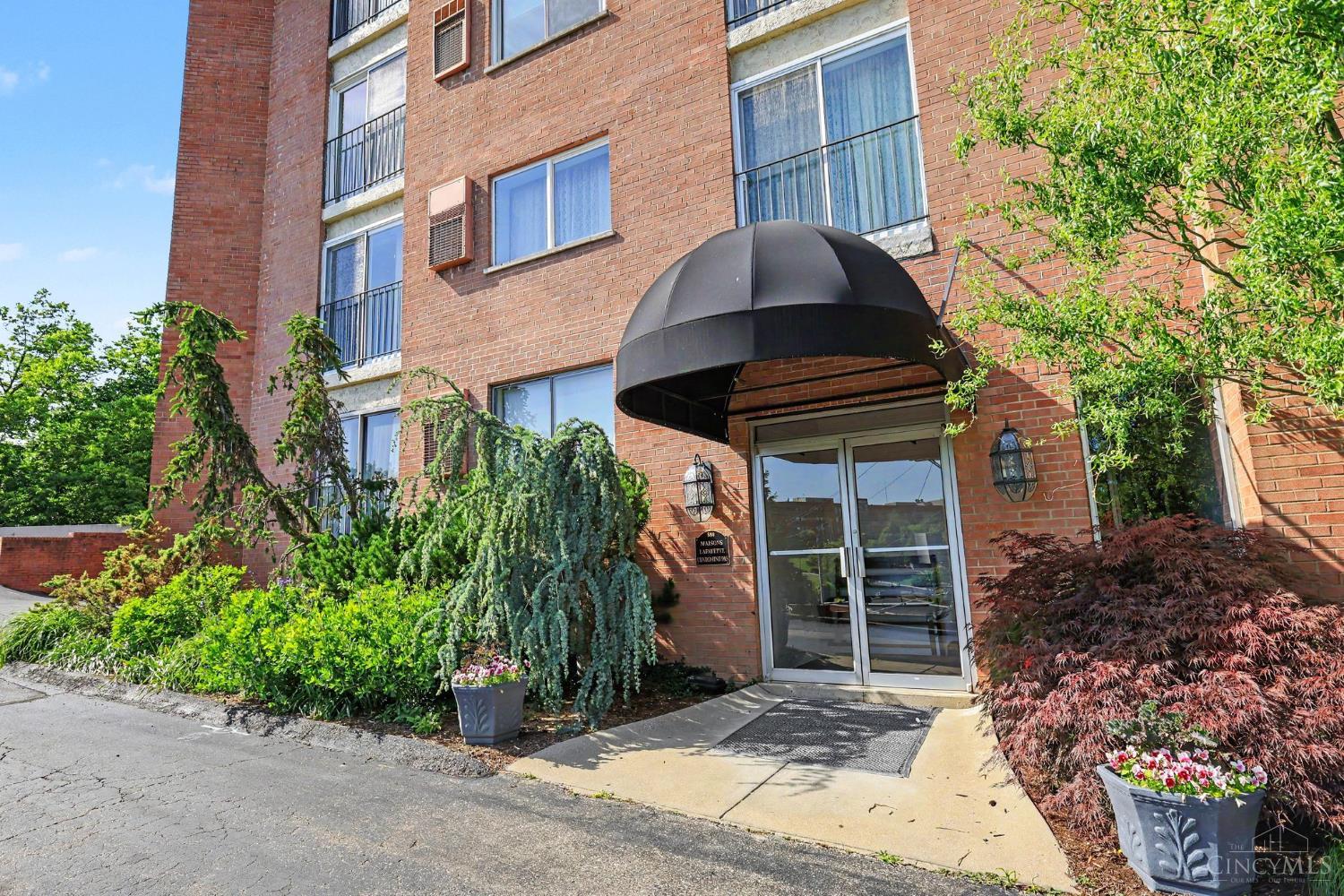 880 Rue De La Paix T24