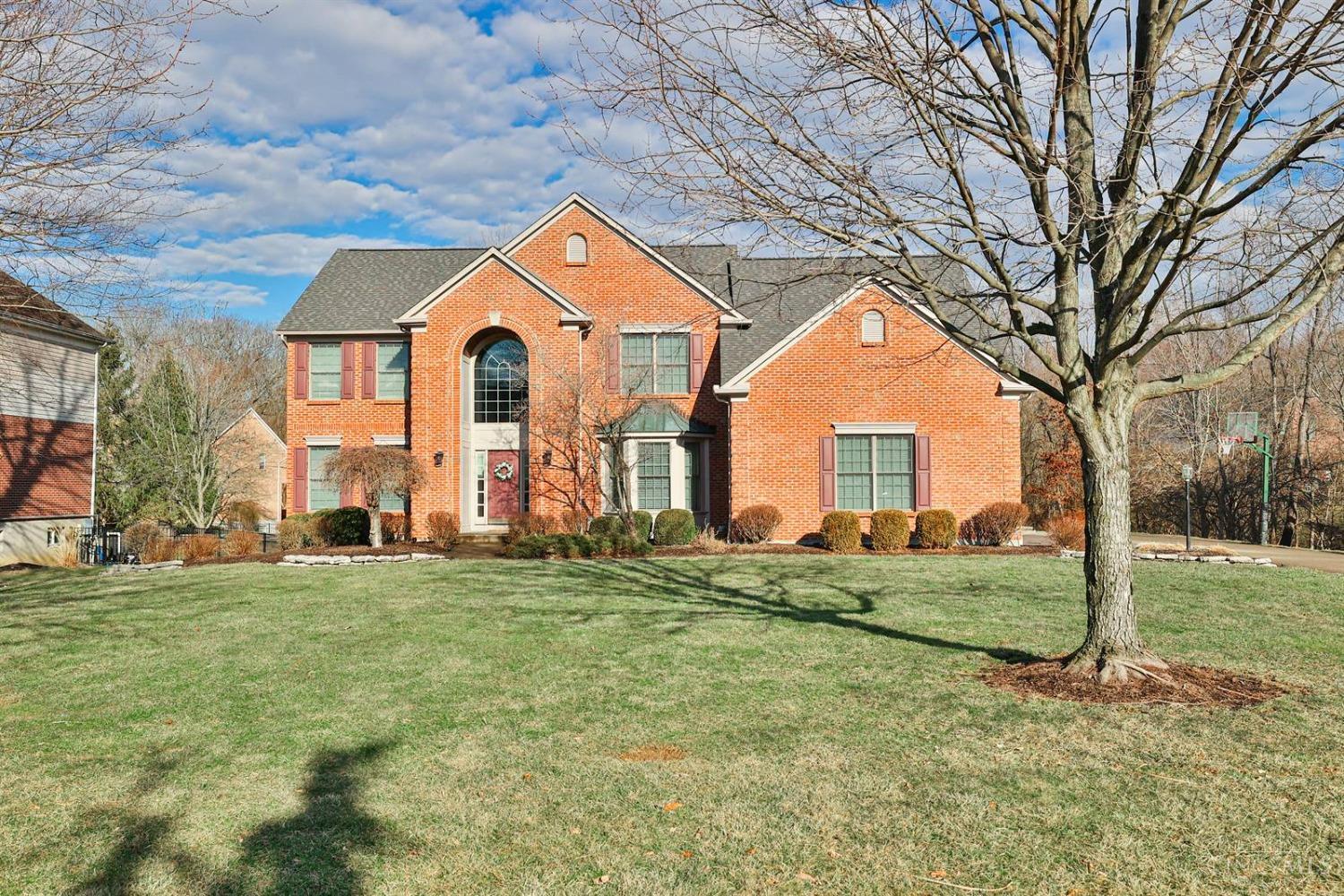 6890 Sweetfarm Lane, Goshen Twp, Ohio image 1