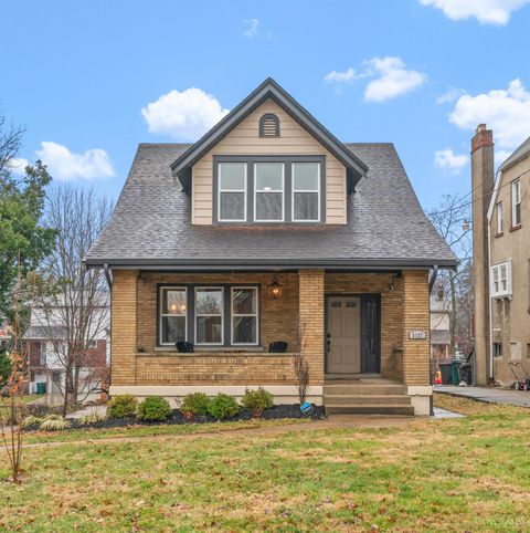 Photo of 3127 Penrose Place, Cincinnati, OH 45211 (MLS # 1870475)