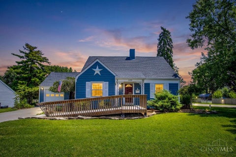 Photo of 100 Glencross Avenue, Hamilton, OH 45013 (MLS # 1889881)