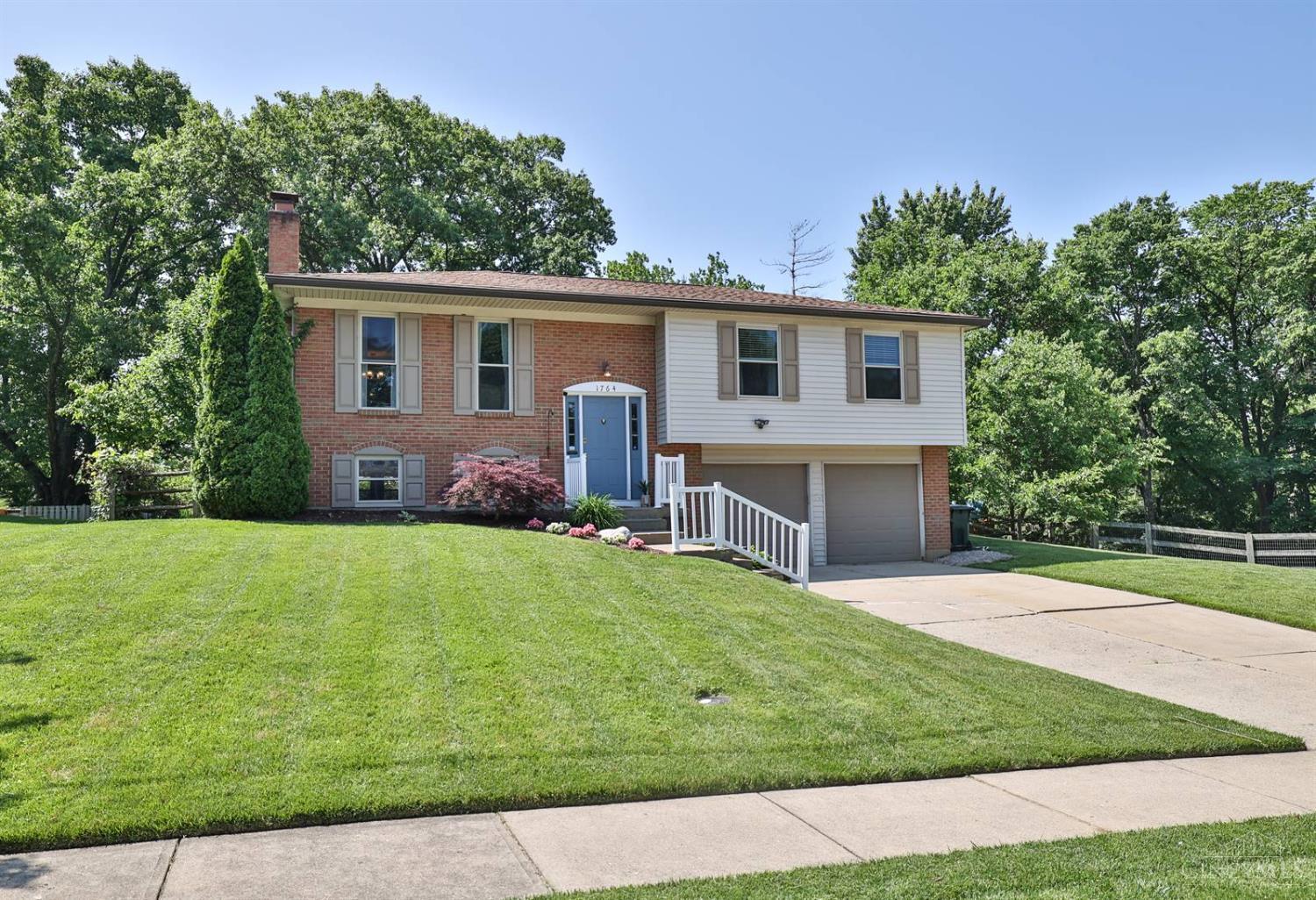 1764 Rusticwood Lane, Anderson Twp, Ohio image 1